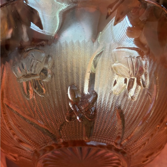 Jeanette Glass Iris & Herringbone Iridescent Wavy Bowl - Picture 7 of 8